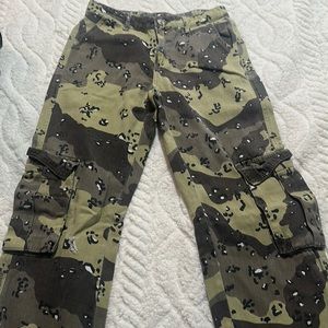Army print cargo pants
